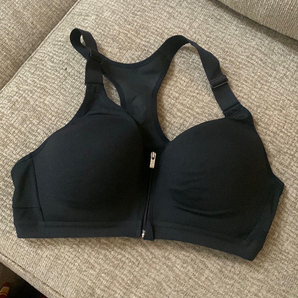 Victoria’s Secret sports bra 38C